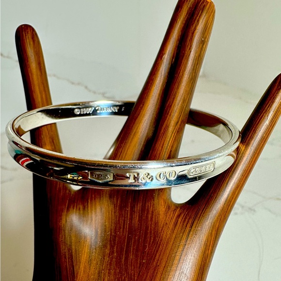 TIFFANY & CO 1837 STERLING SILVER BANGLE - Picture 1 of 5